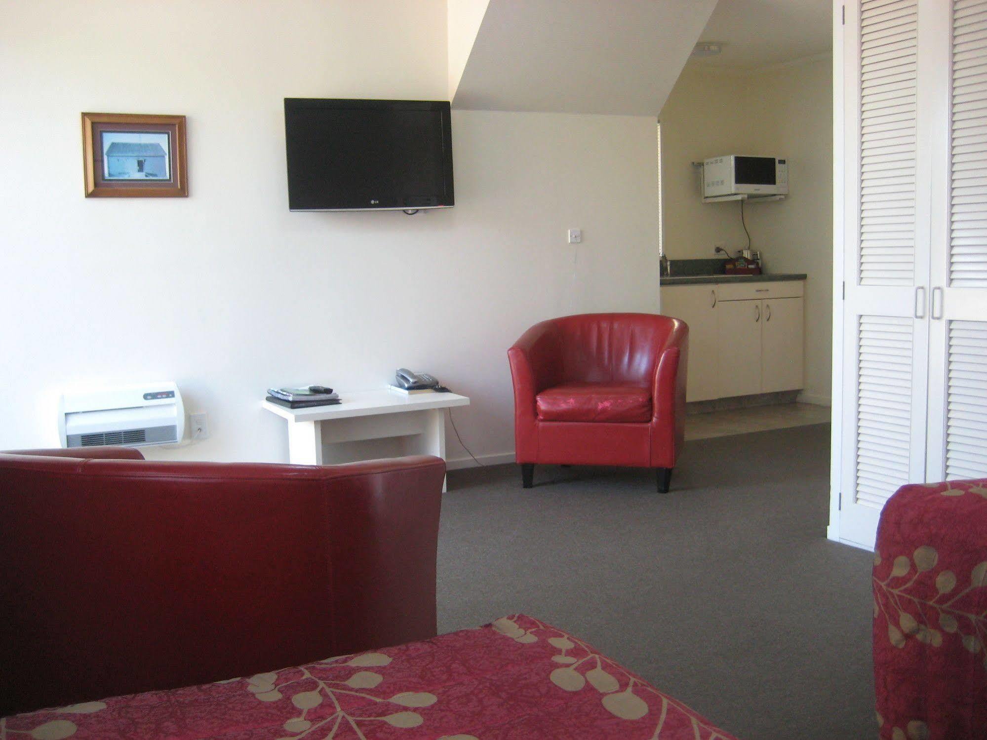 755 Regal Court Motel Dunedin Buitenkant foto